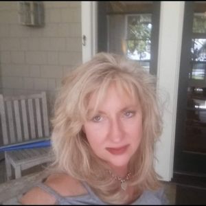 Meet your Posher, Diane